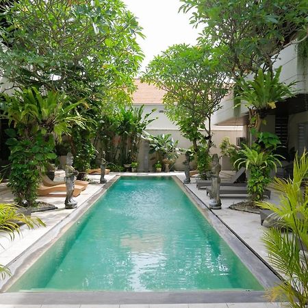 Swiss-Belcourt Sunset Apart otel Seminyak Dış mekan fotoğraf