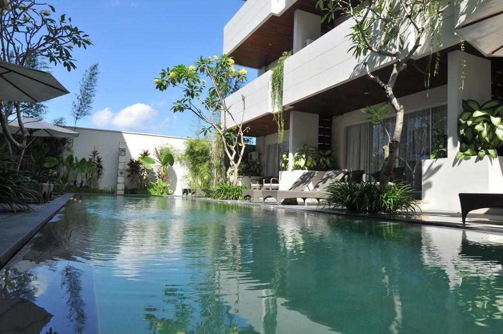 Swiss-Belcourt Sunset Apart otel Seminyak Dış mekan fotoğraf