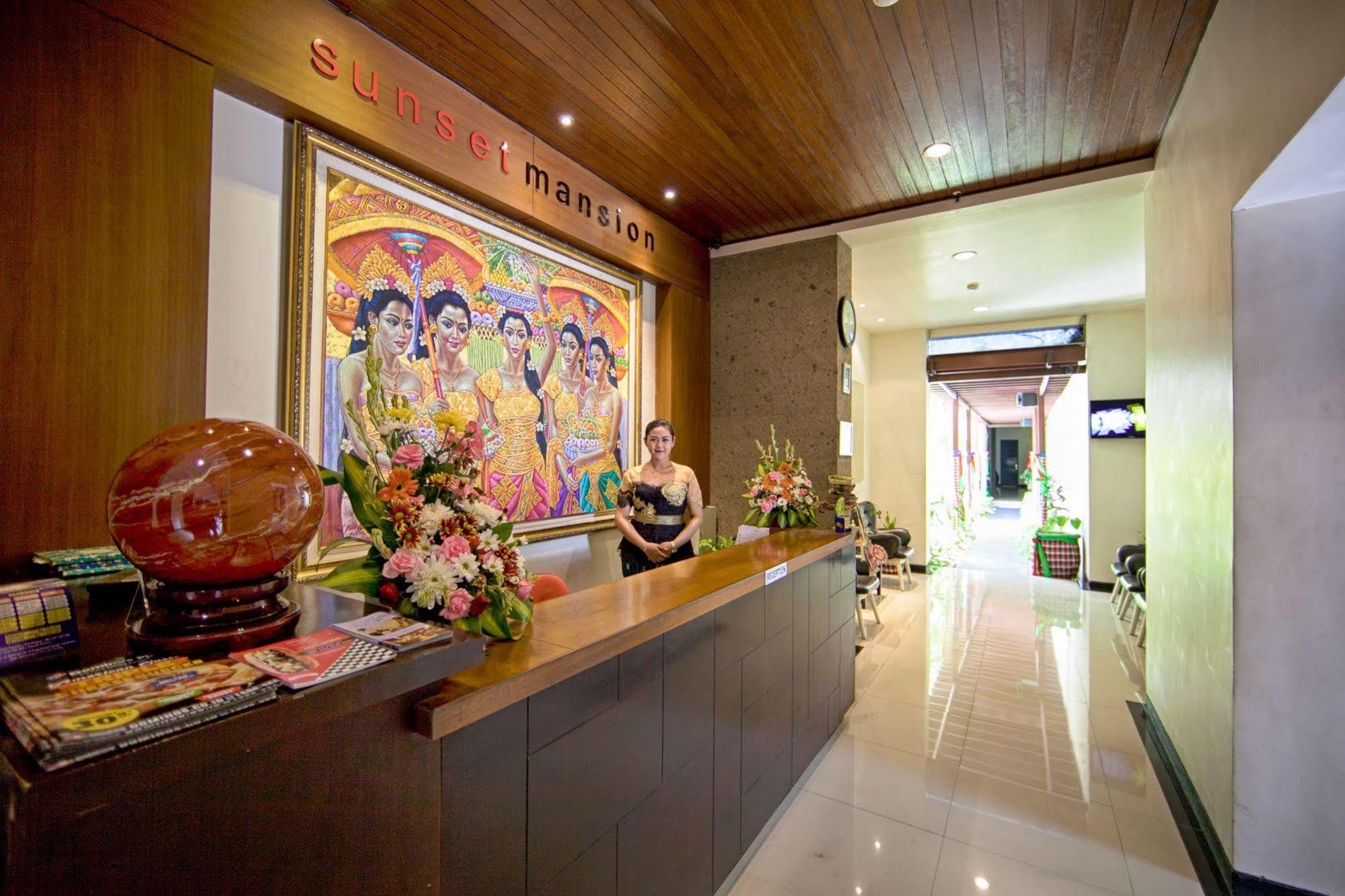 Swiss-Belcourt Sunset Apart otel Seminyak Dış mekan fotoğraf