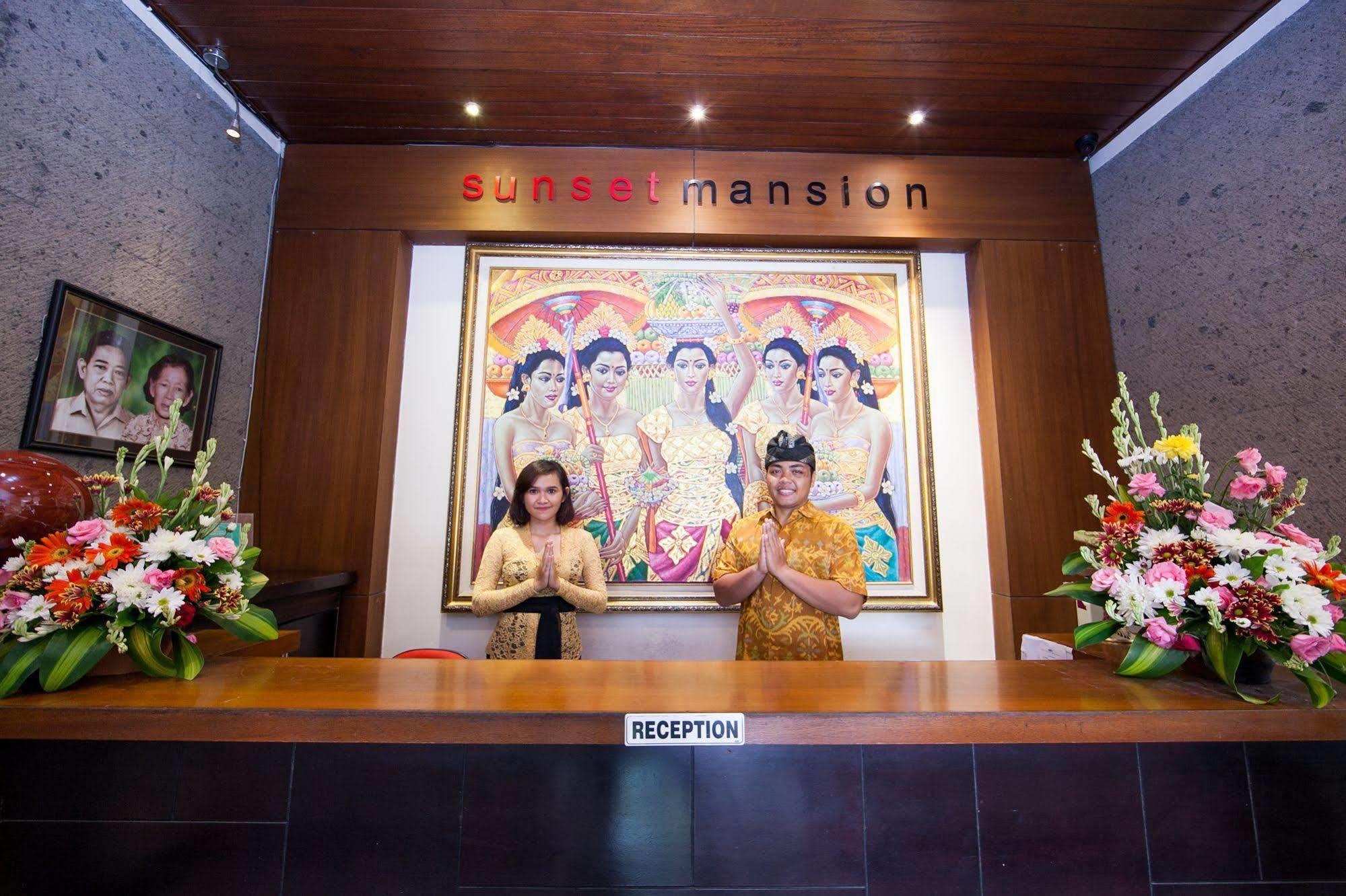 Swiss-Belcourt Sunset Apart otel Seminyak Dış mekan fotoğraf